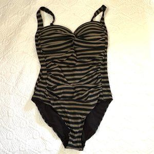 bond-eye Australia Nip Tuck Multifit Cup Swimsuit